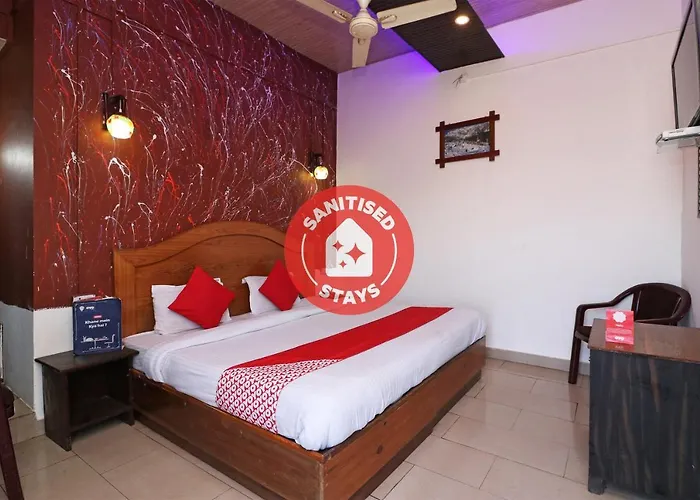 Oyo 75571 Sai Pooja Lodging