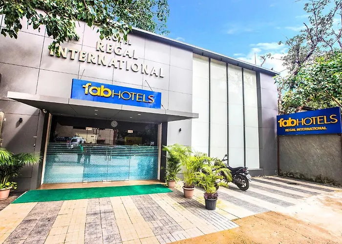 Fabhotel Regal International