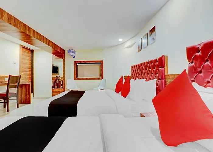 Capital O 79228 Hotel Peninsula Suites