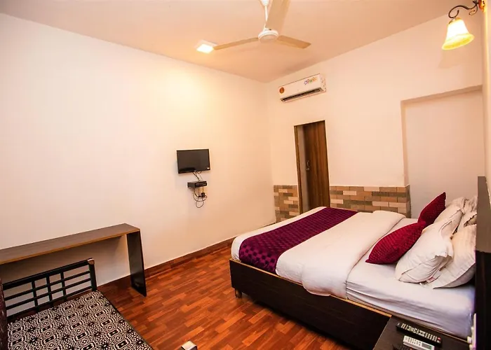 Hotel Kishish Kunj