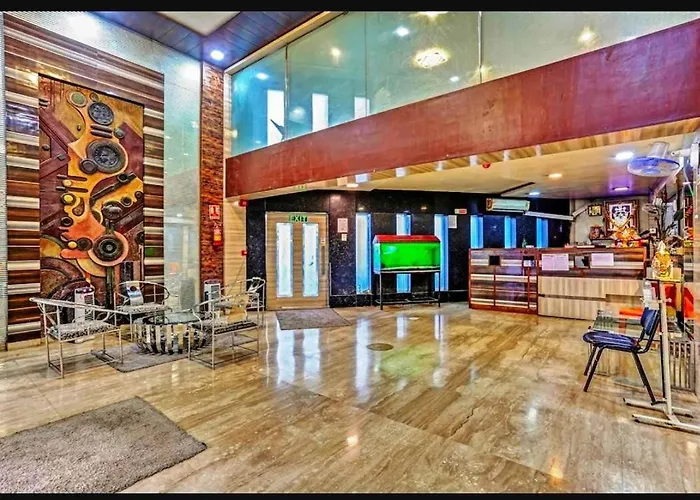 Hotel Praveen