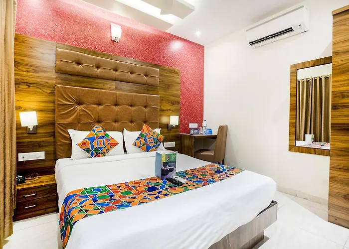 Fabhotel Amour - Nr Mumbai International Airport