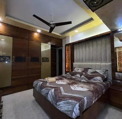 Modern 2Bhk In Main Lokhandwala With Wi Fi