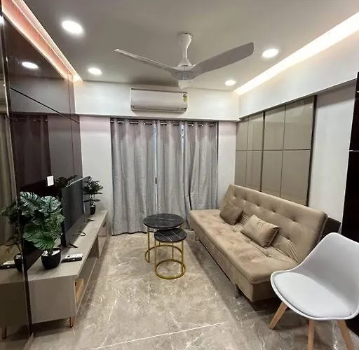 Downtown 1Bhk Apartment In Mahalaxmi 602