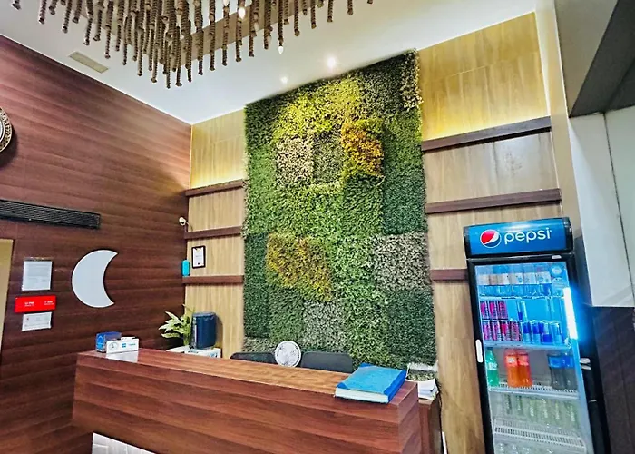Hotel Regal International - Near Mumbai International Airport Andheri East