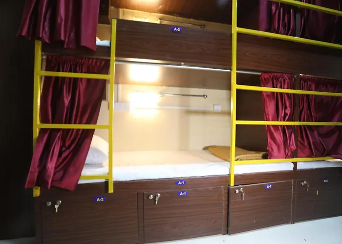 Neon Nest Dormitory Suits Asalpha Metro