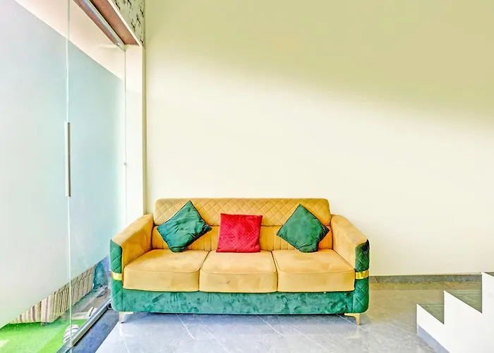 Hotel O Nk Residency Near Asalpha Metro Station