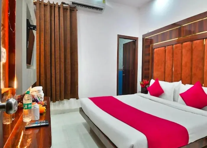 Radiant Hotel,Andheri East Terminal 1,2