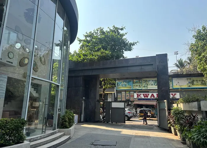 Hotel Sakinaka Inn