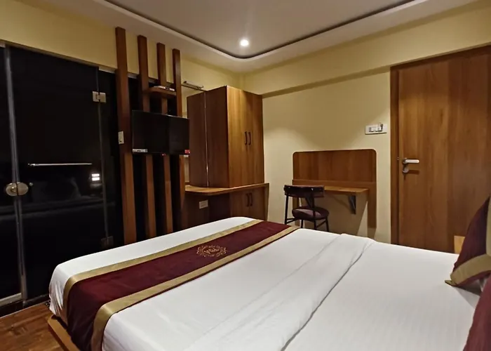 Hotel Ratna Mahal