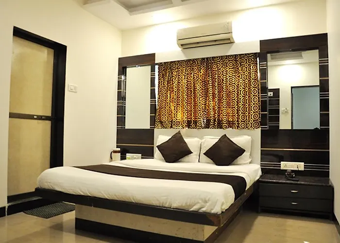 Apple Suites
