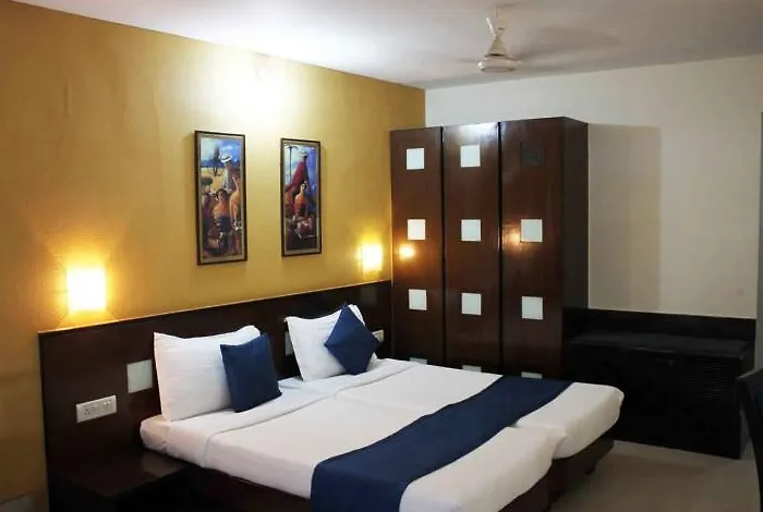 Room Maangta 213 @ Juhu