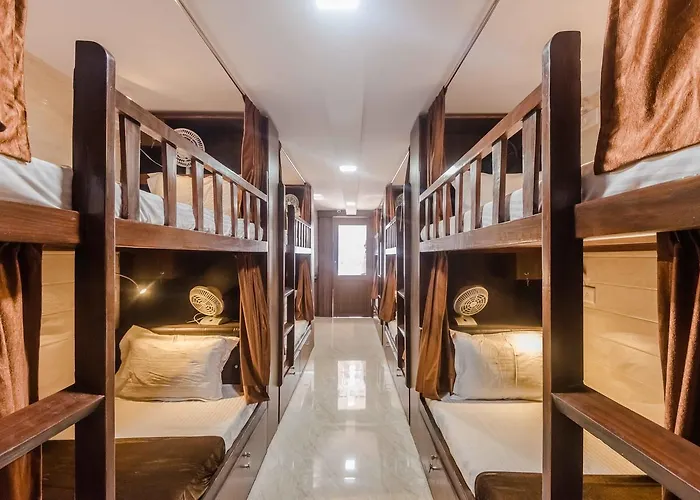Awesome Dormitory - Men Only