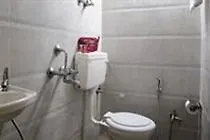 Oyo Rooms Mumbai Airport Road Metro Station