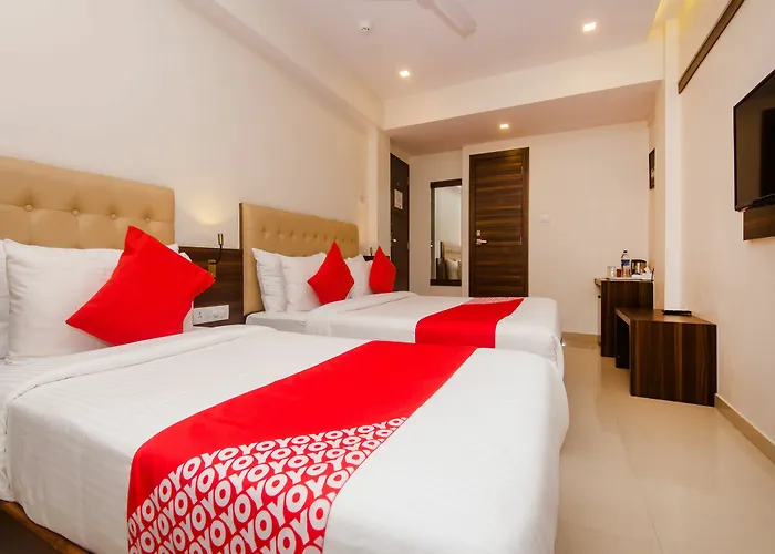 Oyo 14984 Hotel Mumbai International