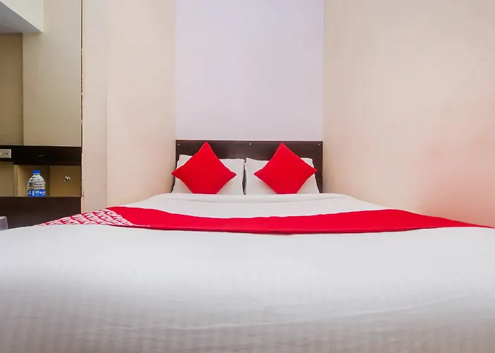 Oyo 1453 Hotel Daisy Residency