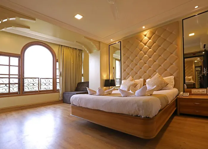 Gulf Hotel - Near Taj Hotel Colaba