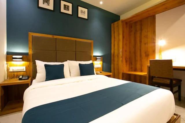 Hotel Astros Mumbai