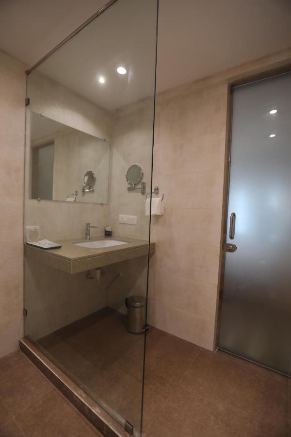 Cliffton Hotel Mumbai