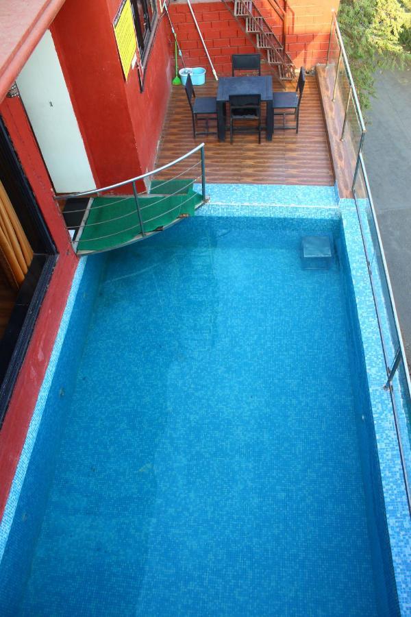 Aarey Paradise Private Pool