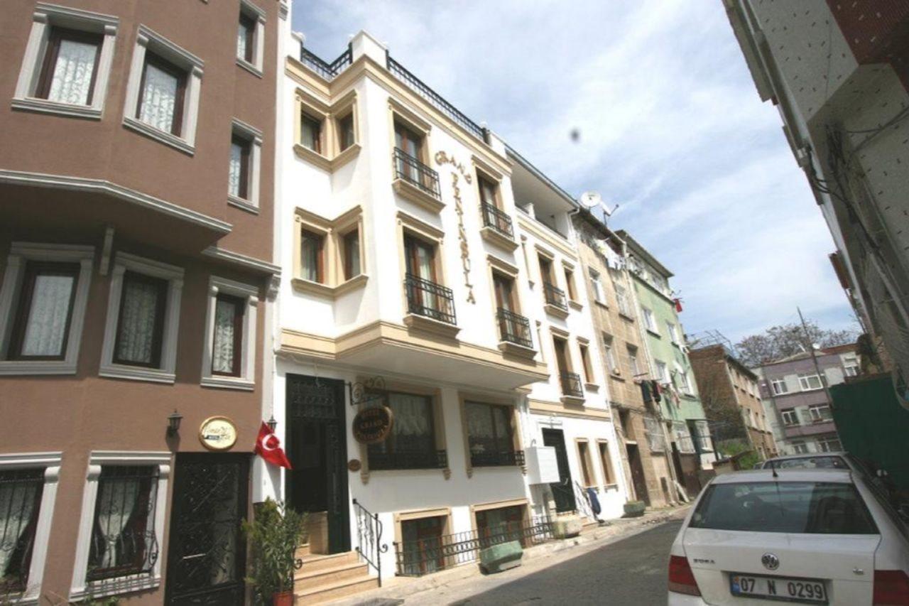 Hotel Peninsula Grand 4*