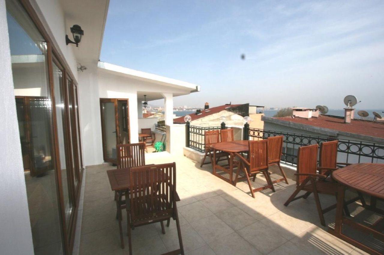 Peninsula Grand Mumbai