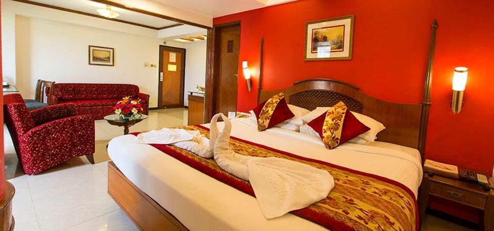 Ramee Guesline Hotel, Dadar Hotel 4*