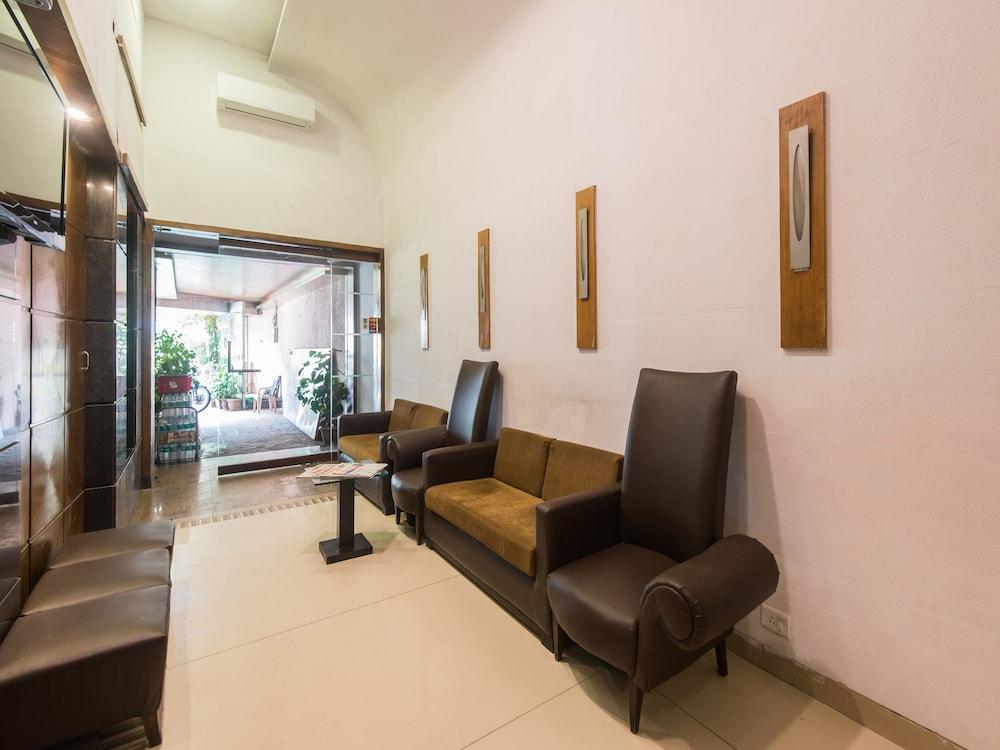 Hotel Bandra Residency Mumbai