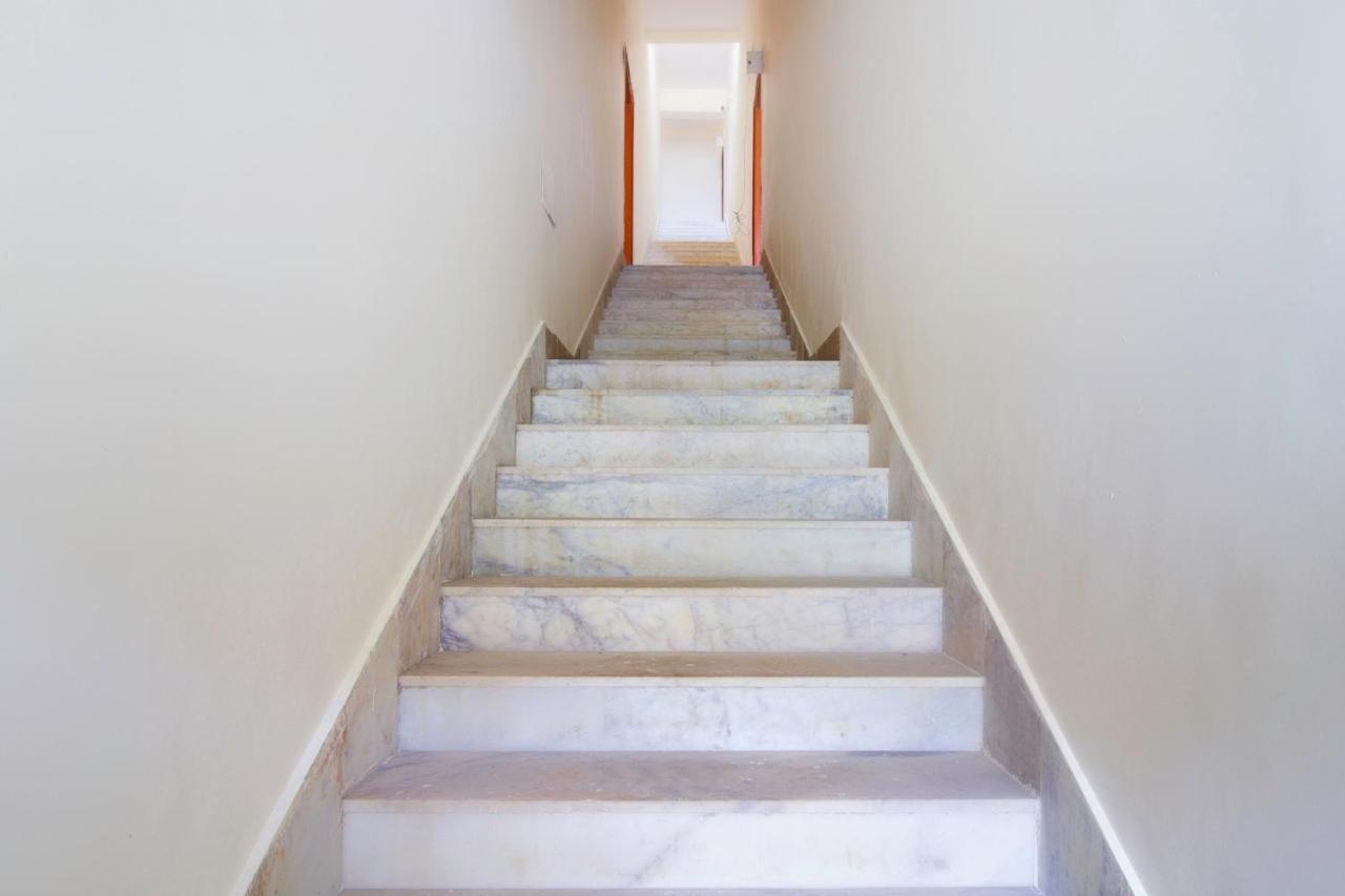 Oyo 66827 Island Club Hotel Mumbai