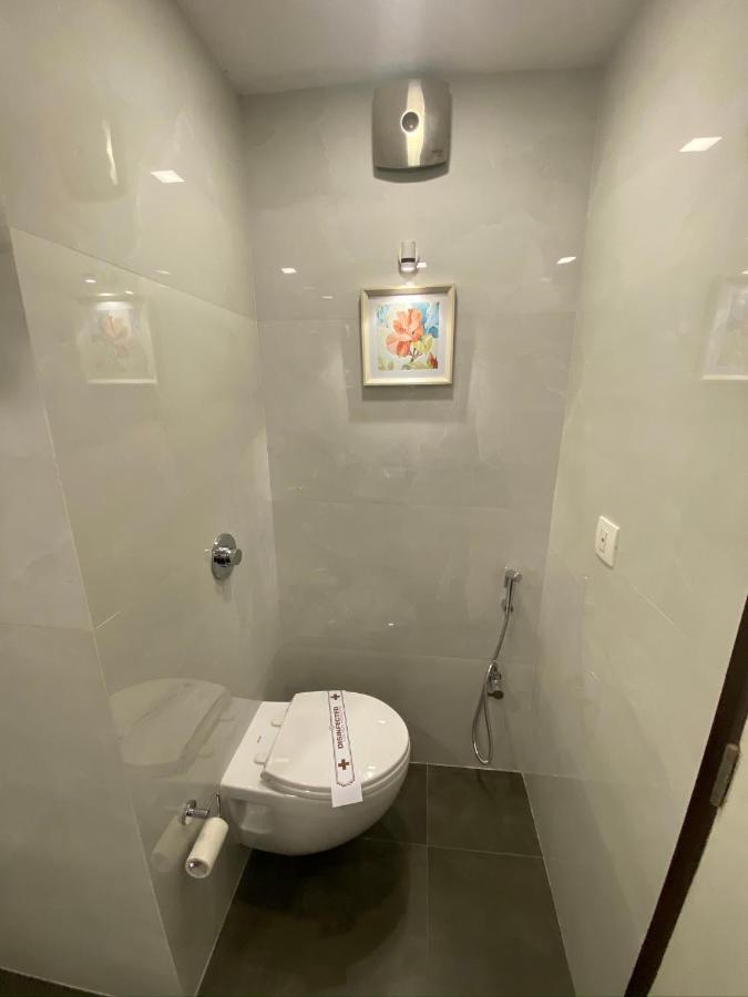 Kohinoor Park Hotel 3*