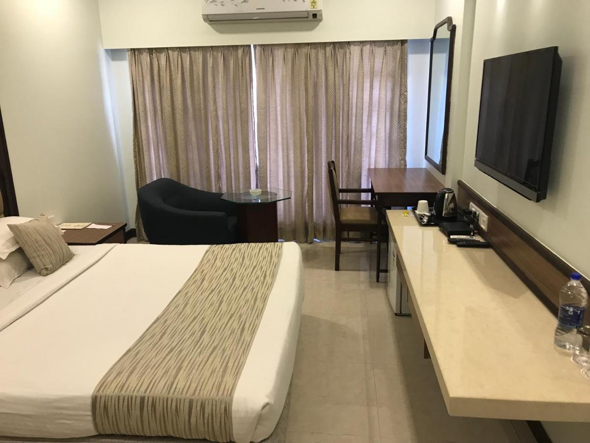 Kohinoor Park Hotel