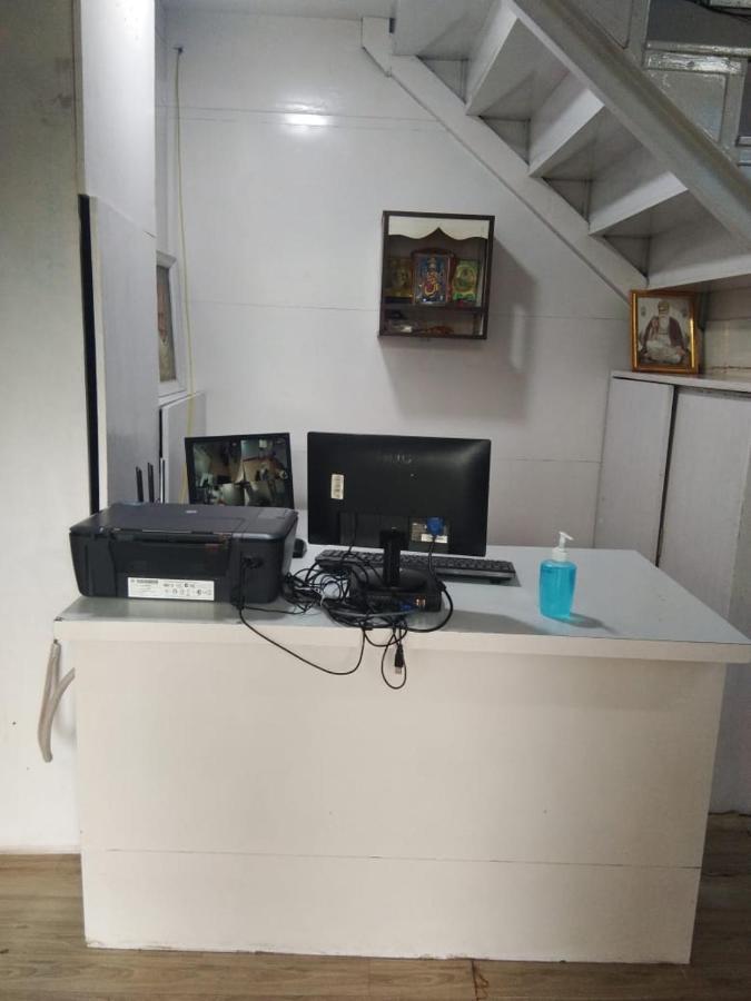 Abuzz Sewri Albergue