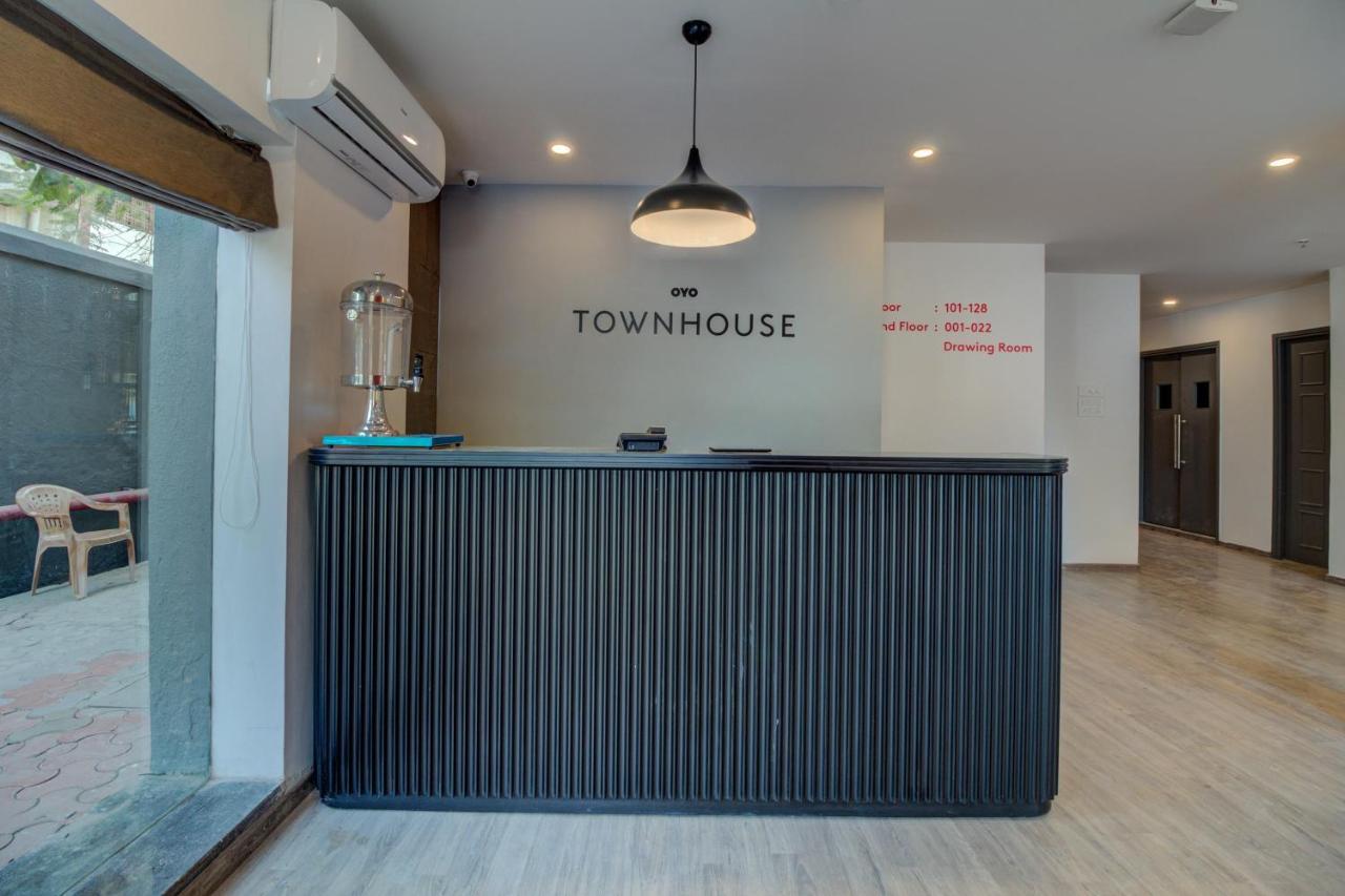 Oyo Townhouse 339 Worli Hotel Mumbai