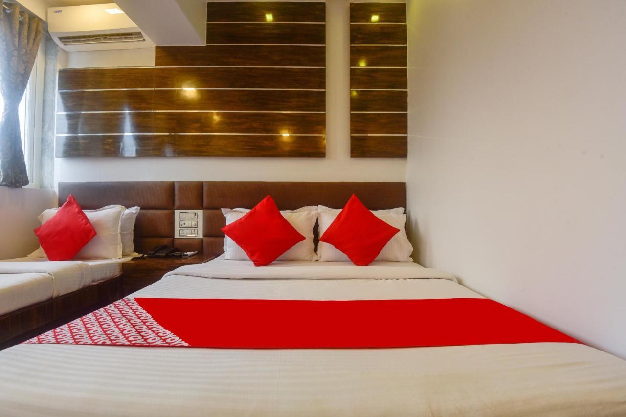 Hotel Oyo 28893 Gulf Bombaim