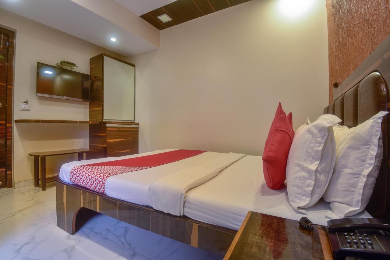 Oyo 28893 Gulf Hotel Mumbai