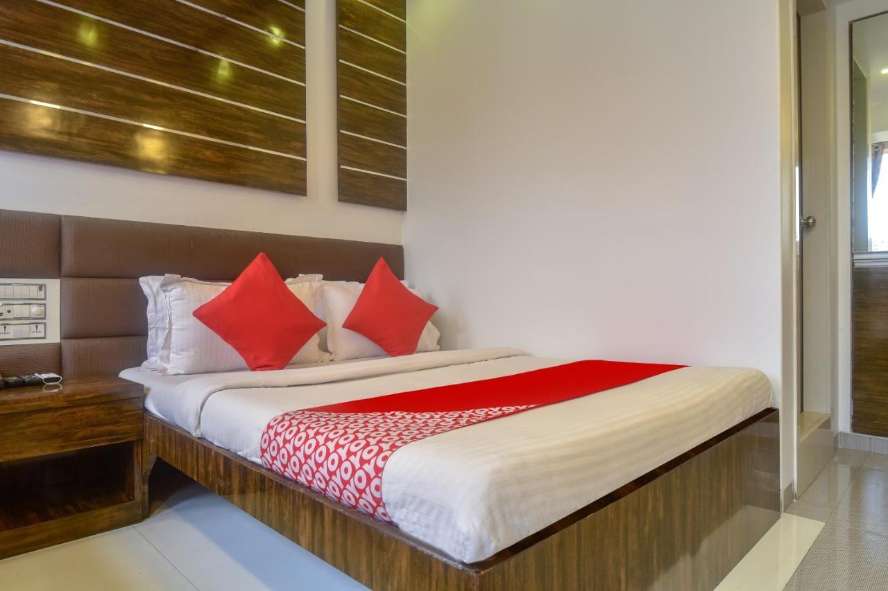Oyo 28893 Gulf Hotel