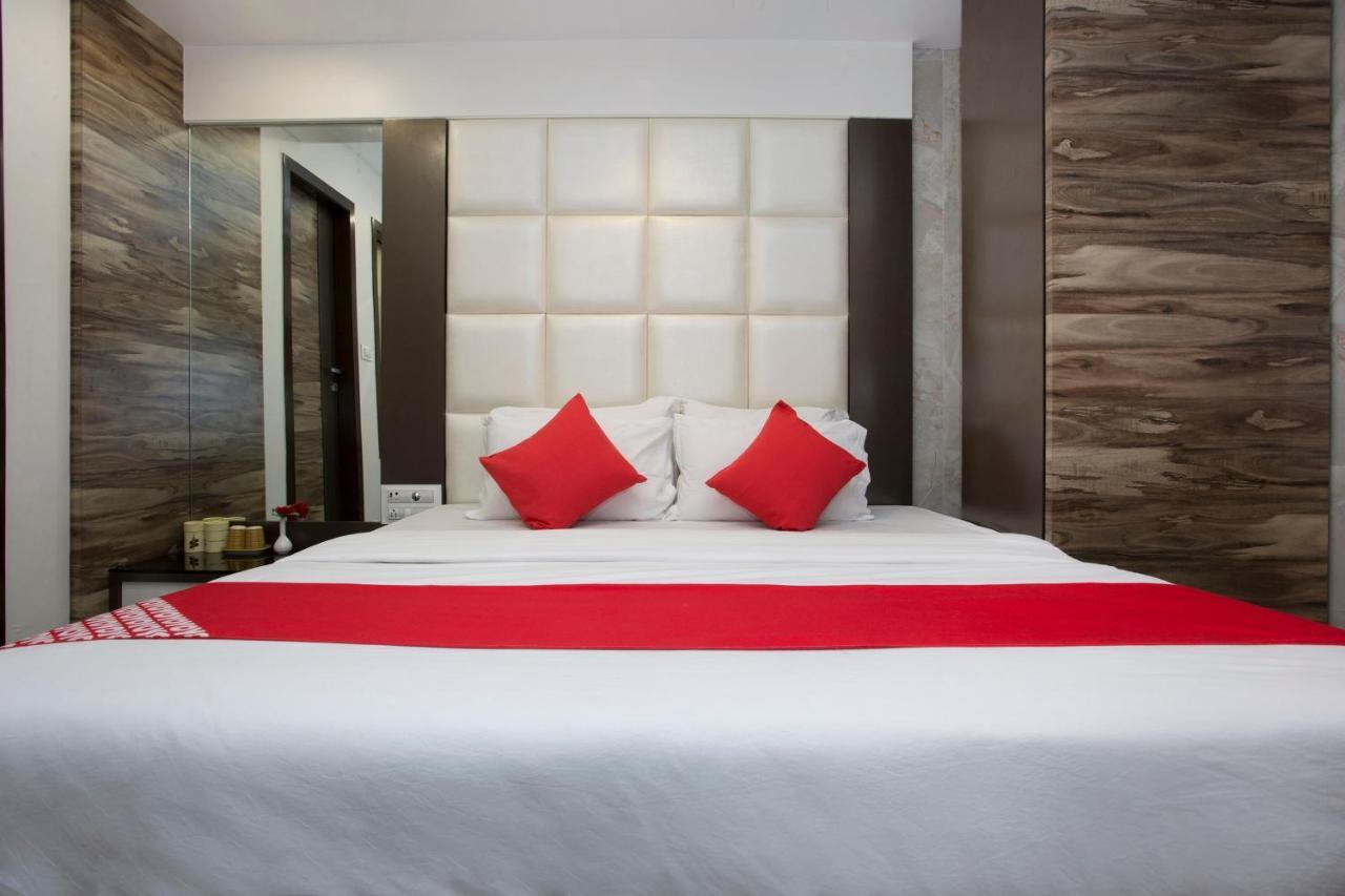 Hotel Oyo 29653 Royal