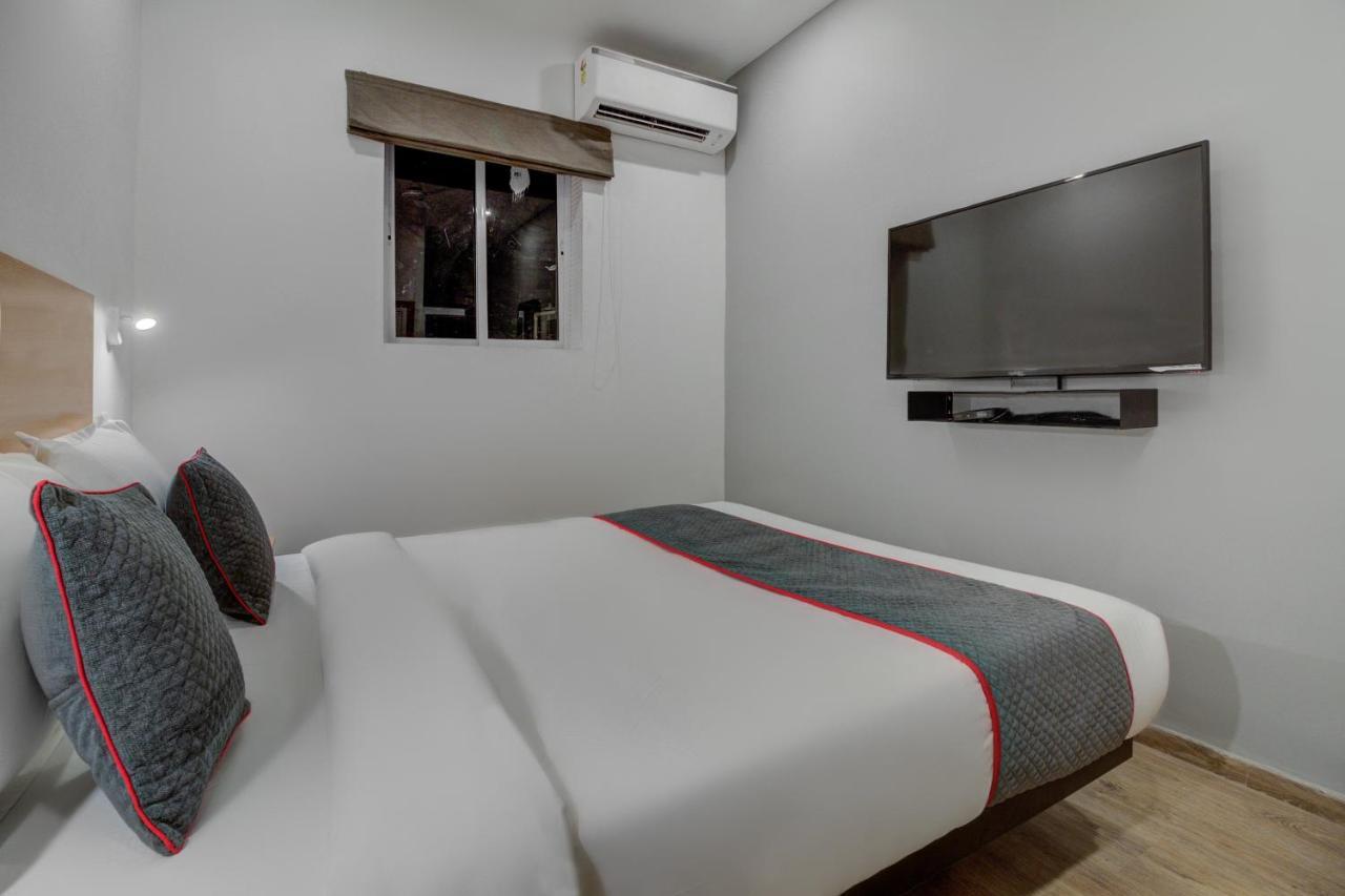 Oyo Townhouse 339 Worli