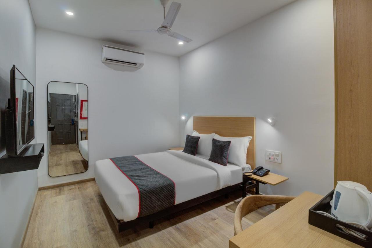 Hotel Oyo Townhouse 339 Worli 3*