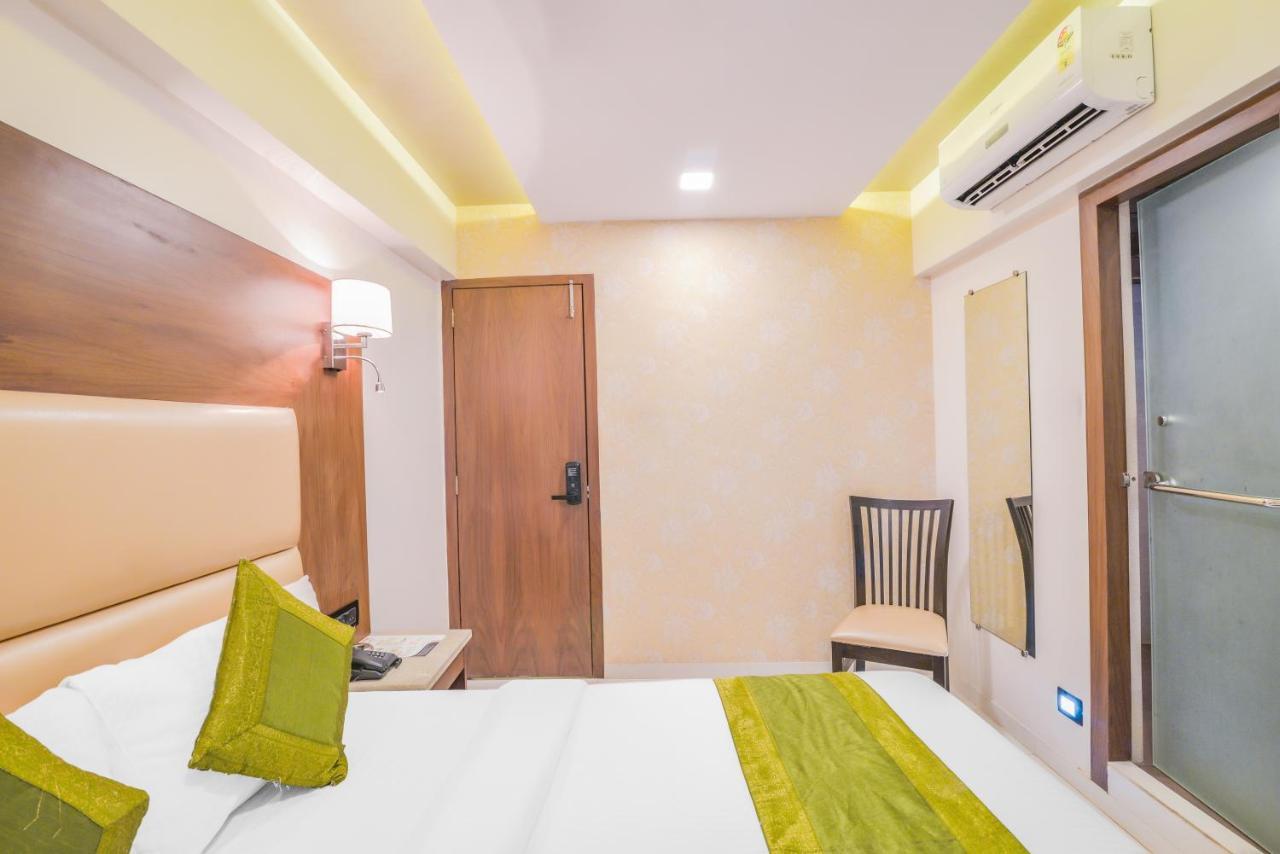 Oxford Powai Hotel Mumbai