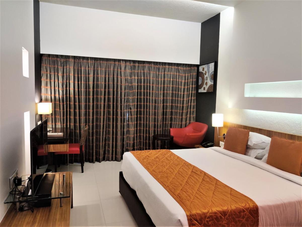 Hotel Satkar Residency 4*