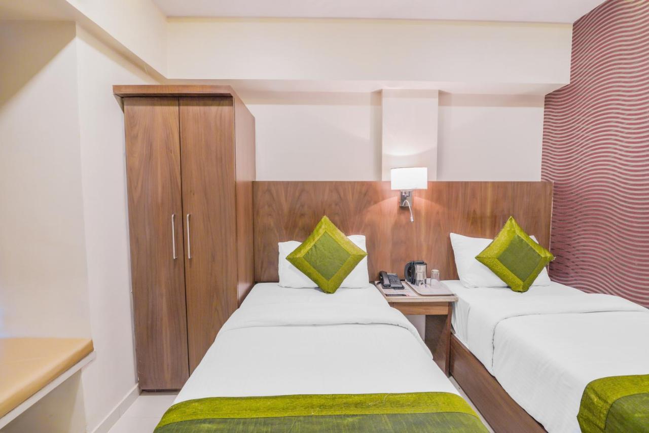 Oxford Powai Hotel