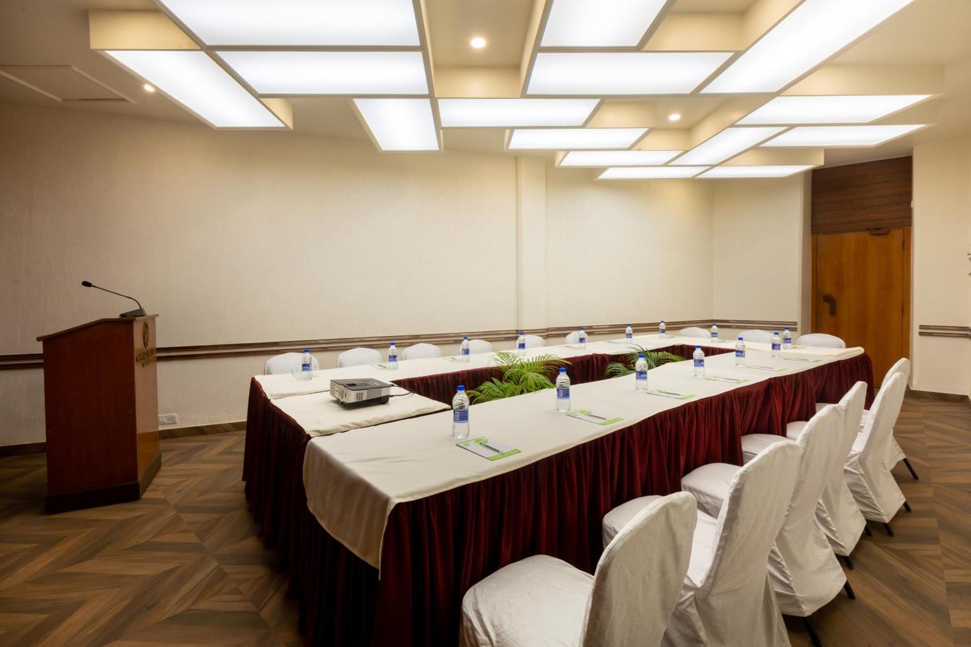 Grand - Ballard Estate, 3* Mumbai