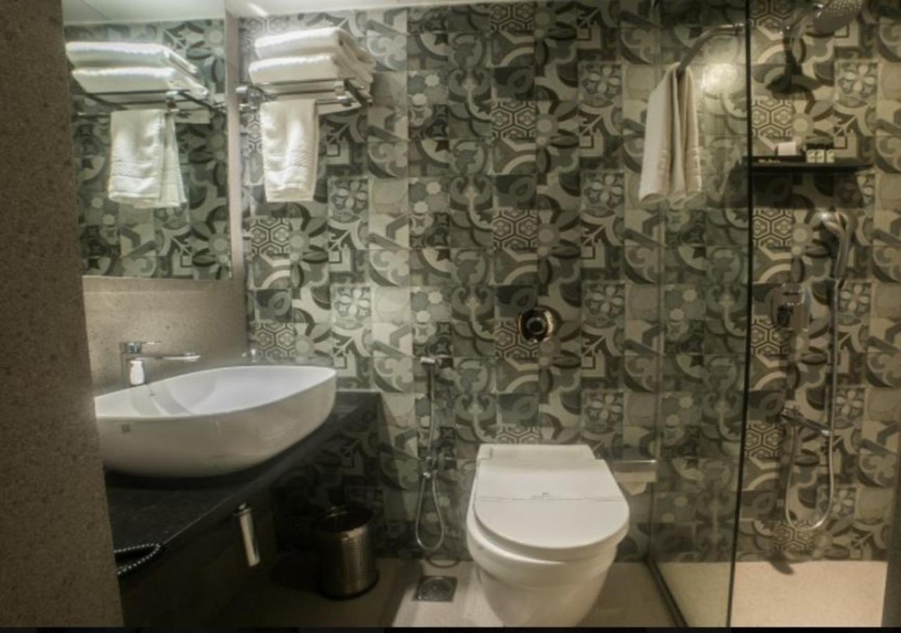 Hotel Bindra's Supremacy Andheri Midc 3*