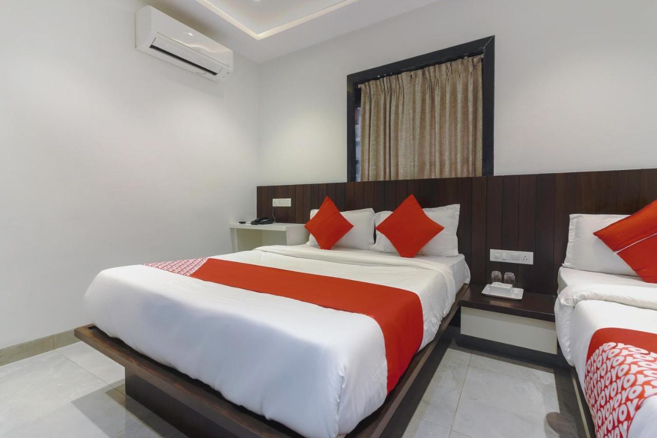 Flora Suites 3* Bombaim