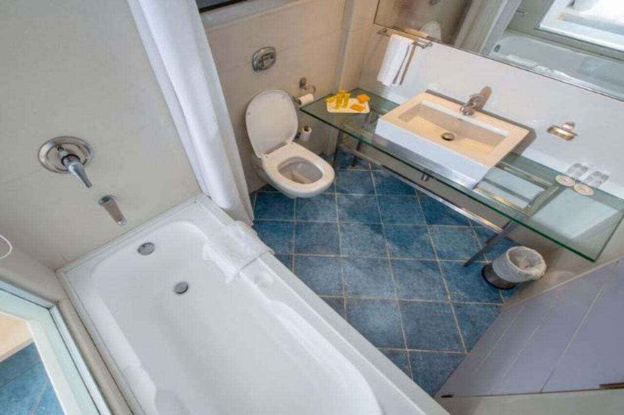 Bawa 3* Mumbai