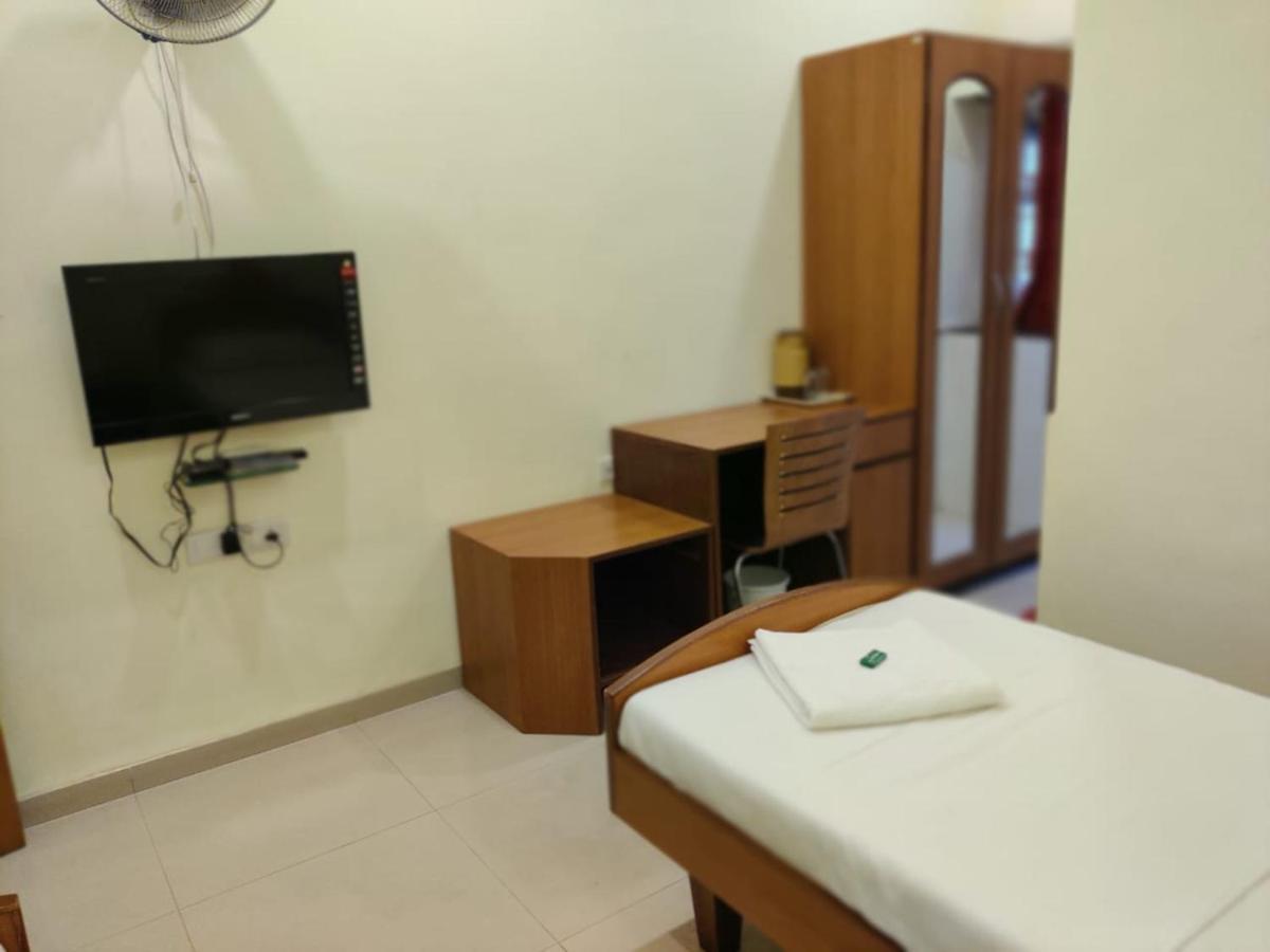 Ymca Colaba 3* Bombaim