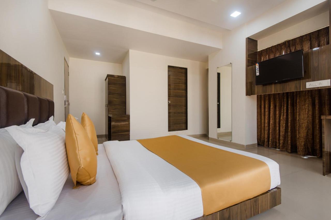 Capital O Konak Near Chhatrapati Shivaji International Airport