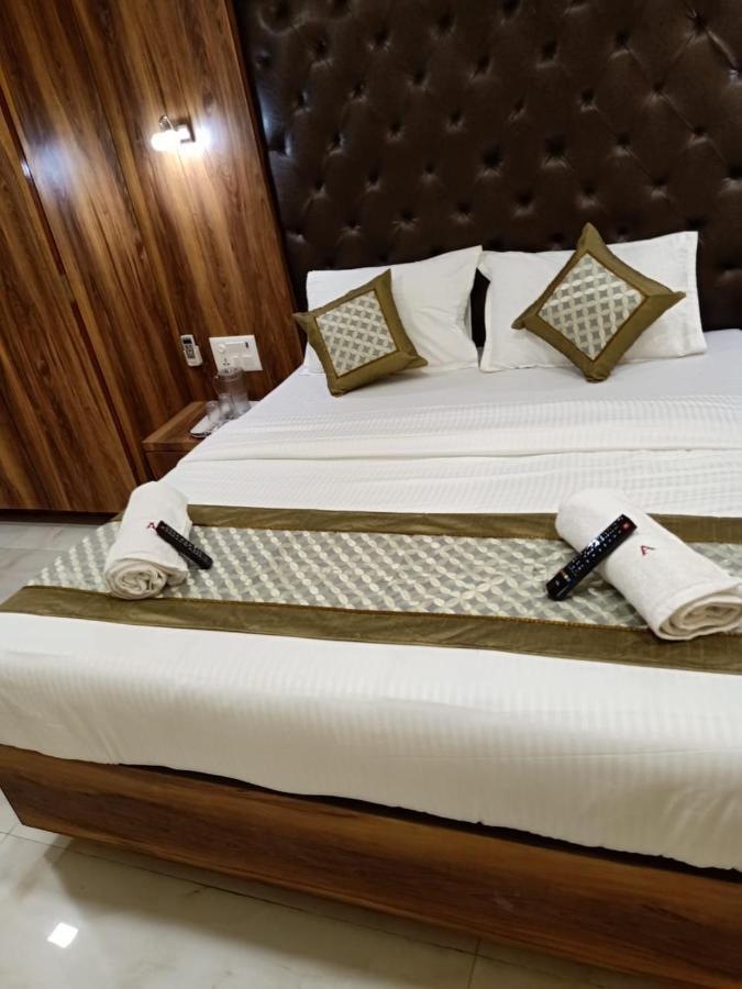 Ashyana - Near To Grant Road Station Hotel 3*