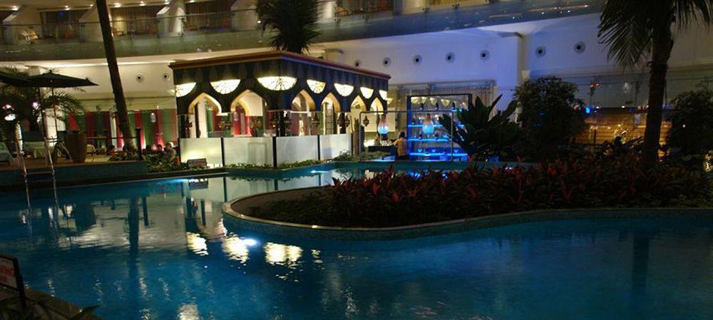 Hotel Sahara Star 5*
